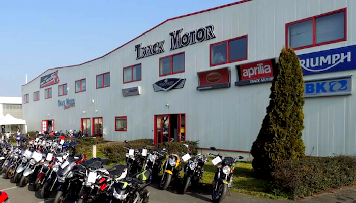 motorcycle rental Track Motor
