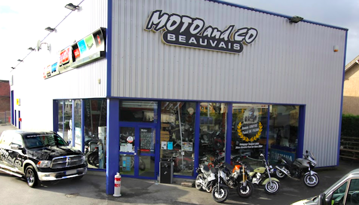 motorcycle rental Moto And Co