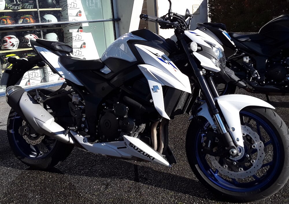 location moto Brive-la-Gaillarde Suzuki GSX-S 750 A2 1
