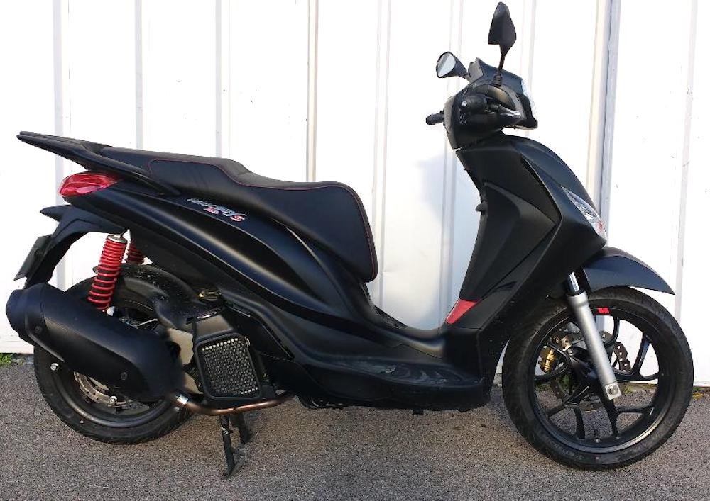 location scooter Narbonne PIAGGIO 125 Medley 8373