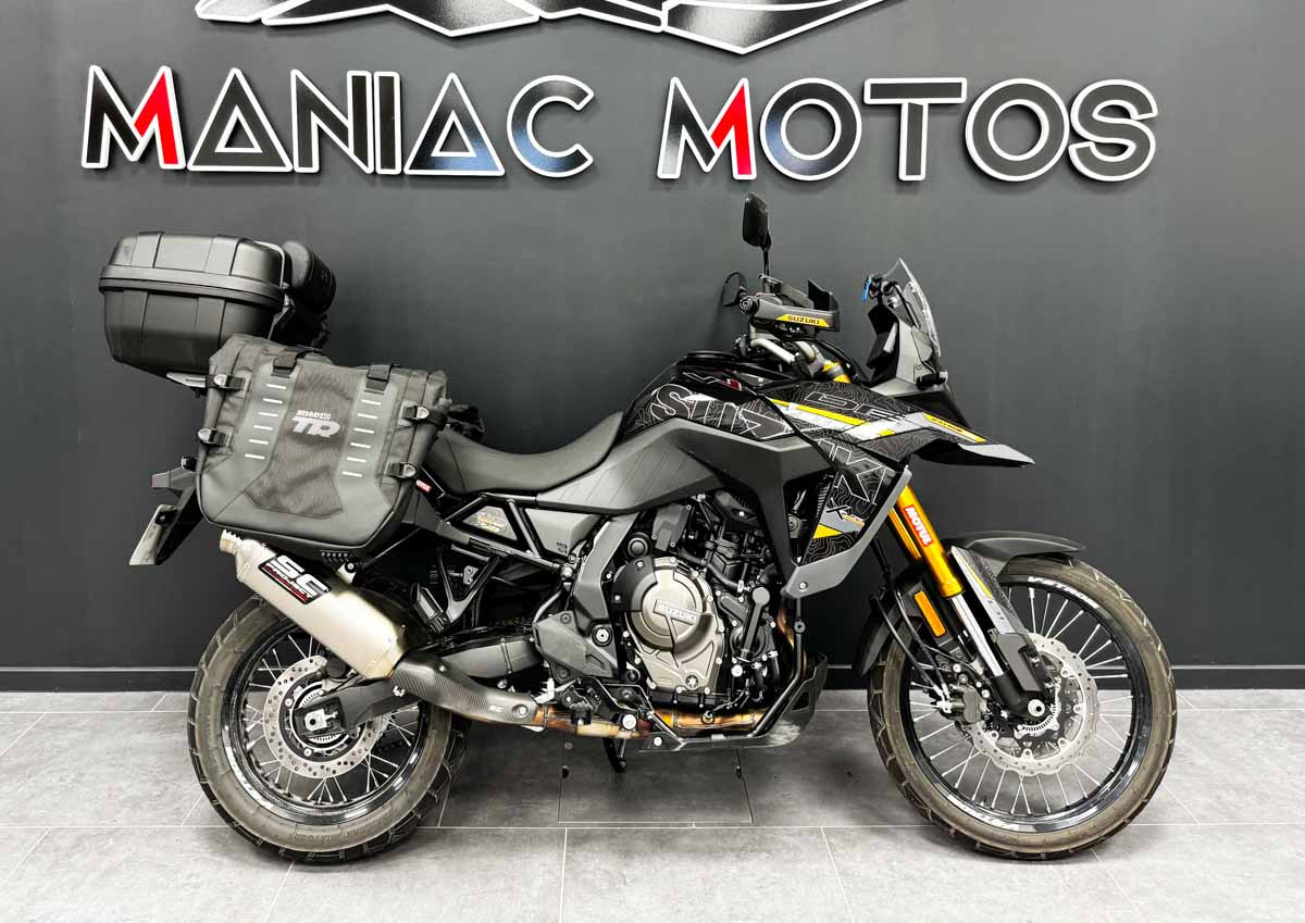 location moto Vannes Suzuki GSX-8TT 1