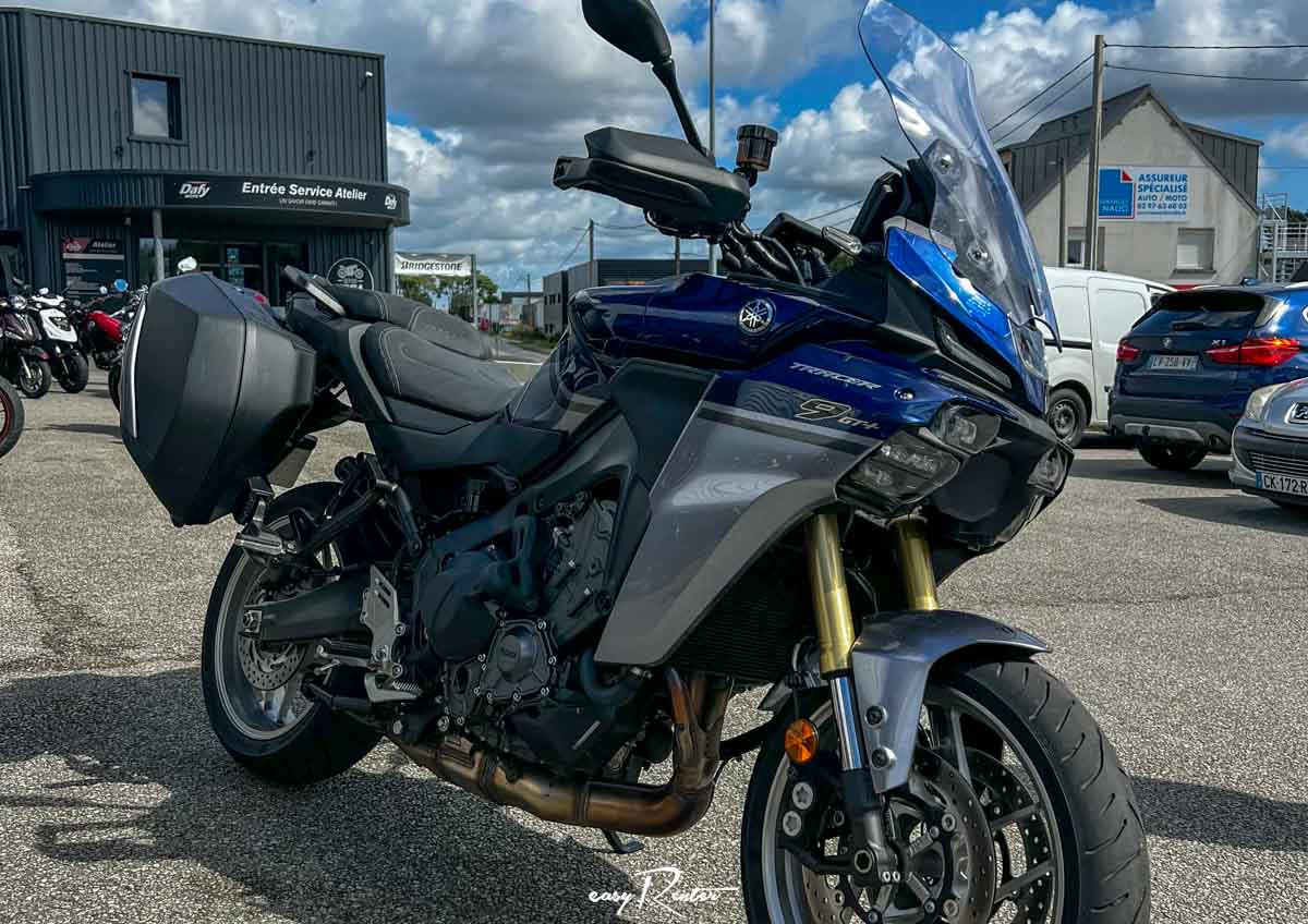 location moto Vannes Yamaha Tracer 900 GT Y-AMT 1