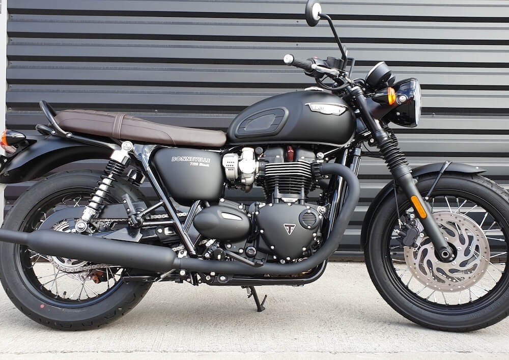 location moto Le Mans Triumph Bonneville T100