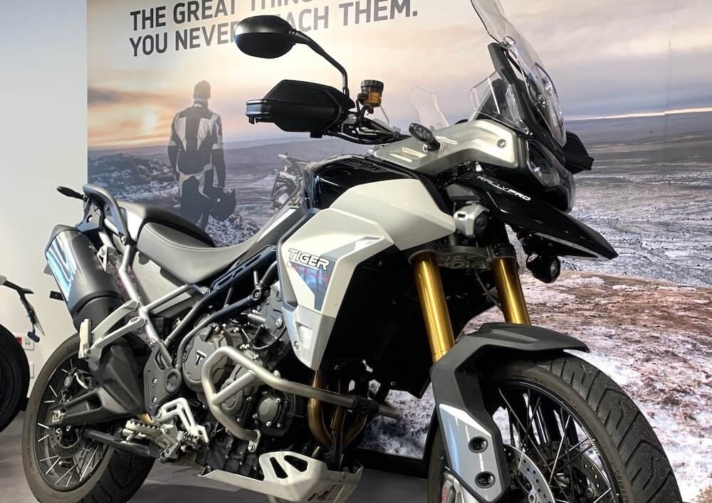 Location moto Rouen Triumph 800 tiger XCA