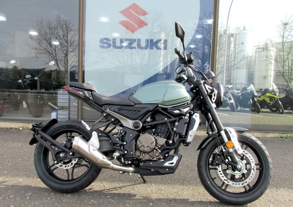 location moto Blois voge 300 AC 12276