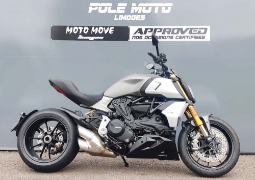 Location moto Annecy Kawasaki 1000 Versys 4