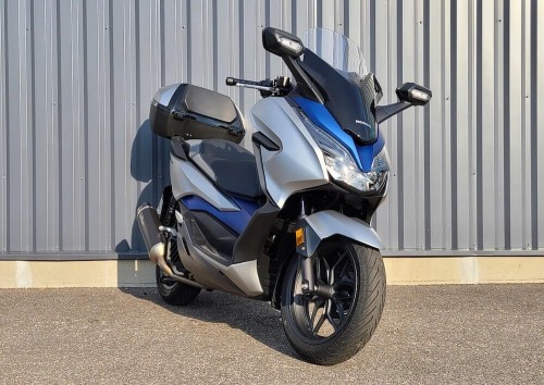 Location moto Pau KTM 790 Duke L 1