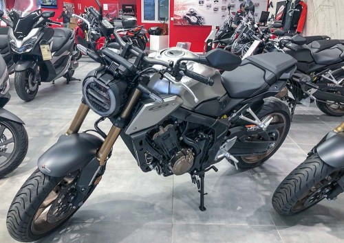 Location scooter Montpellier Honda 125 Forza 1