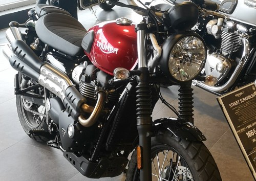 Location moto Rouen Triumph 800 tiger XCA