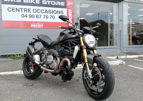 location moto Pau Ducati 400 Scrambler 1