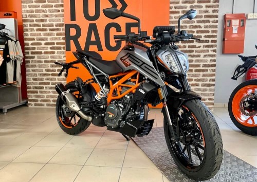 Location moto Les Sables-d'Olonne KTM 790 Duke 1