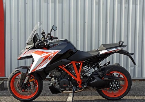 Location moto Pau KTM 790 Duke L 1
