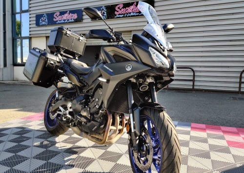 location scooter Aix-en-Provence yamaha tmax 2