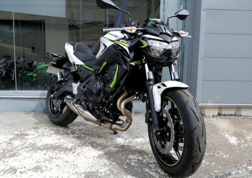 Location moto Laval Kawasaki Z900 2