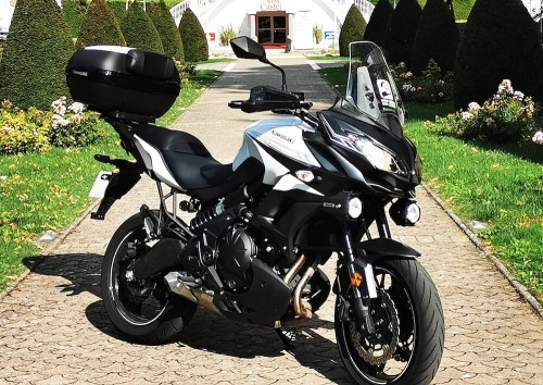 Location moto Pau KTM 790 Duke L 1