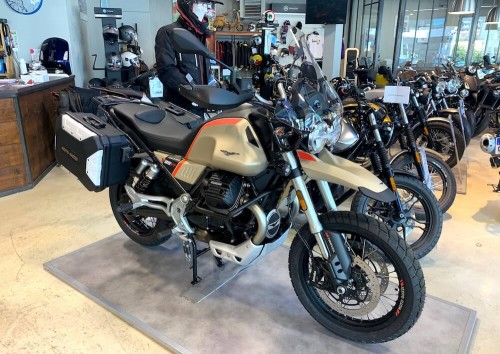 location moto rouen Guzzi Guzzi V85 TT 2