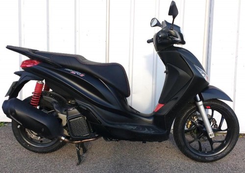 location scooter Narbonne PIAGGIO 125 Medley 8373