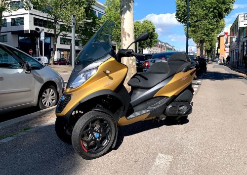 location scooter Rouen Piaggio MP3 500 HPE 11342