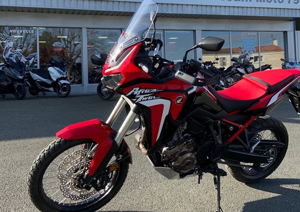 Location moto Laval Yamaha MT07 1