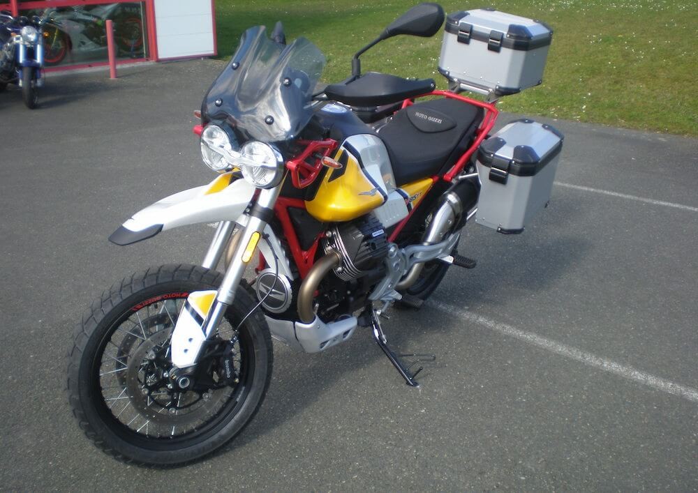 Location moto Tours BMW 700 GS 1