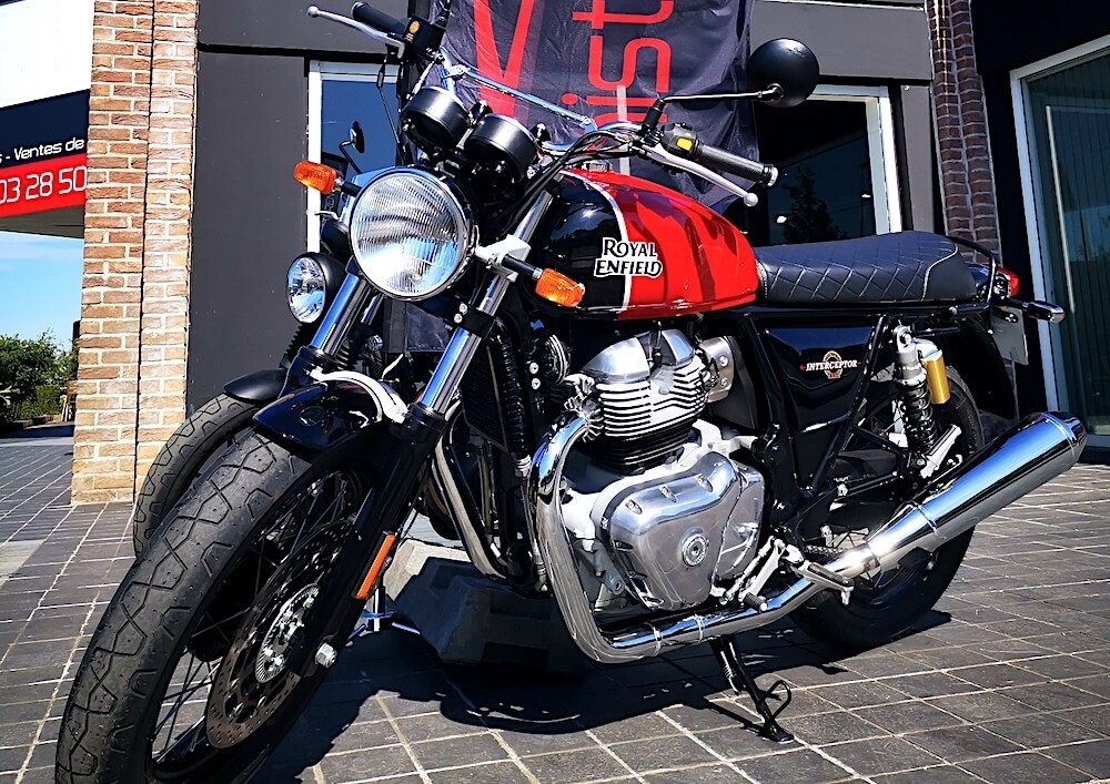 Location moto Saint-Lô Triumph Bonneville 1
