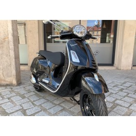 motorcycle rental Vespa GTS 300