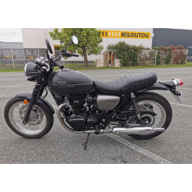 motorcycle rental Kawasaki W800