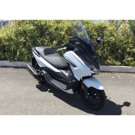 motorcycle rental Honda Forza 125