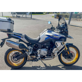 motorcycle rental Voge 900 DSX