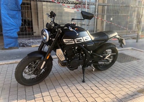 location moto metz honda 500 cbr