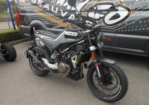 Location moto Laval Yamaha MT07 1