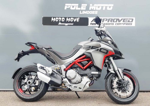 Location moto Laval Yamaha MT07 1