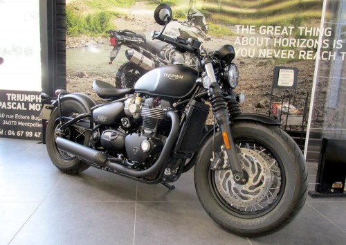 Location moto Saint-Lô Triumph Bonneville 1