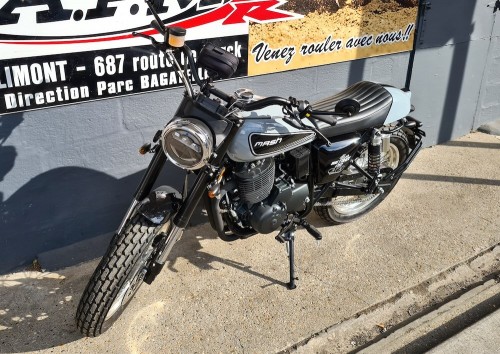 Location moto Saint-Lô Triumph Bonneville 1