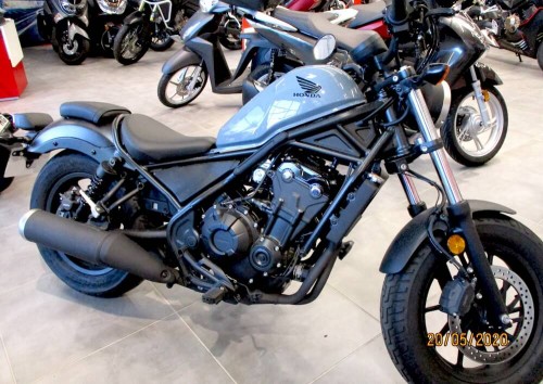 Location moto Saint-Lô Triumph Bonneville 1