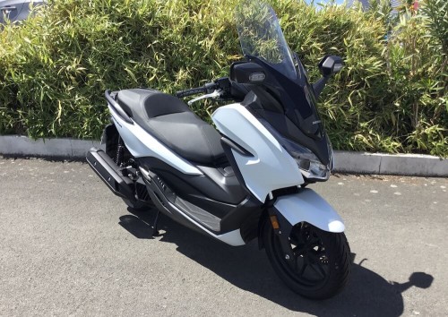 location moto metz honda 500 cbr