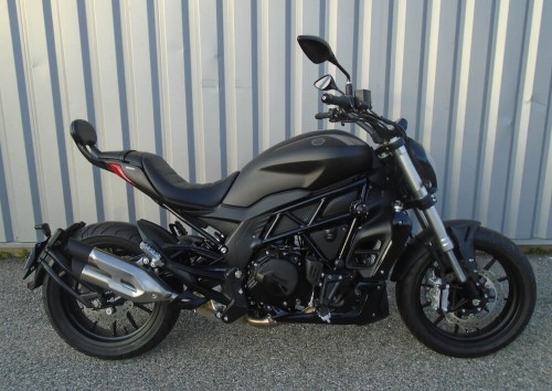 location moto electrique Valence Zero Motorcycles S (Streetfighter) 1