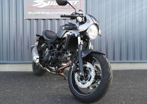 Location moto Laval Ducati 400 Scrambler 1