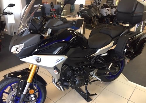 Location moto vannes Yamaha MT09 Tracer 4