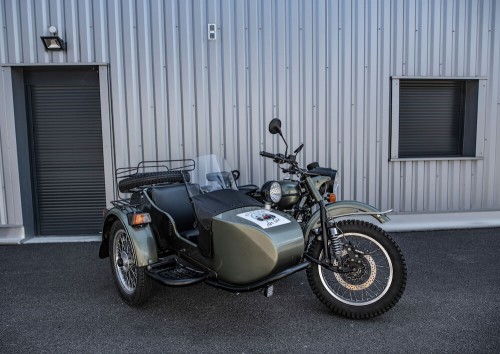 Location moto Saint-Lô Triumph Bonneville 1